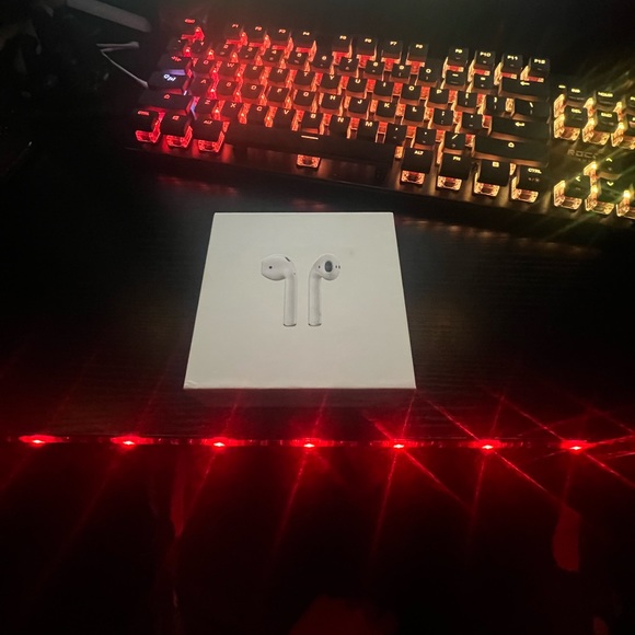 Airpods 1st Generation - Picture 5 of 5